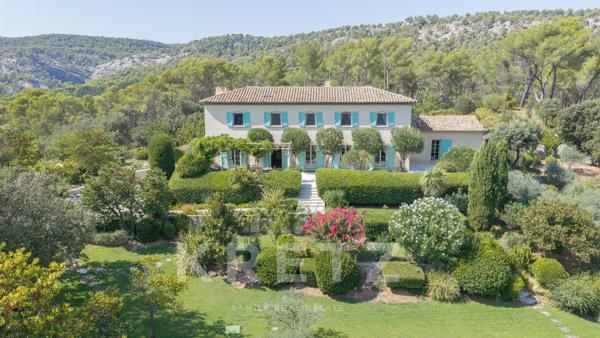 AIX-EN-PROVENCE | BASTIDE D'EXCEPTION ET MAISON D’AMIS AU CŒUR DE 6 HECTARES, OLIVERAIE