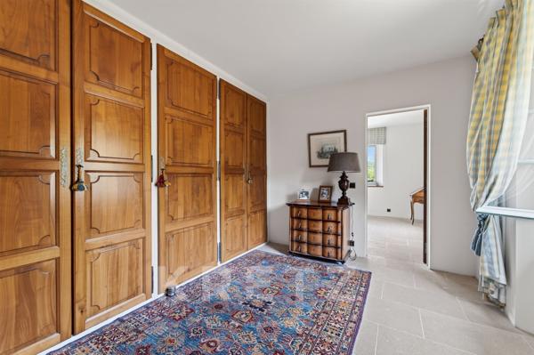 AIX-EN-PROVENCE | BASTIDE D'EXCEPTION ET MAISON D’AMIS AU CŒUR DE 6 HECTARES, OLIVERAIE
