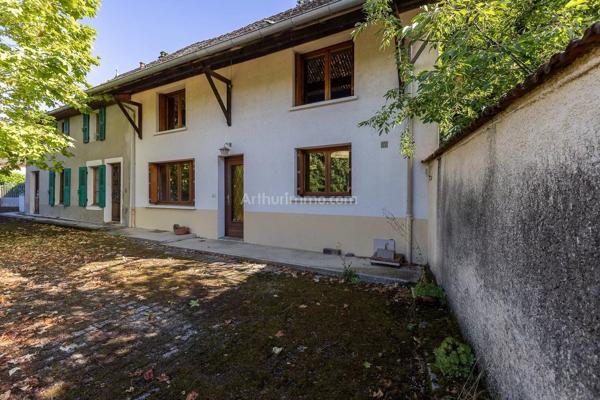 Vente                                                      Maison
                        
                     8 pièces                      170 m2                     à Les Avenières Veyrins-Thuellin