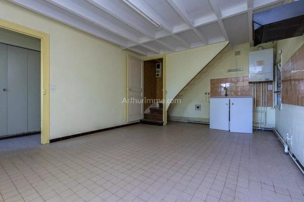 Vente                                                      Maison
                        
                     8 pièces                      170 m2                     à Les Avenières Veyrins-Thuellin