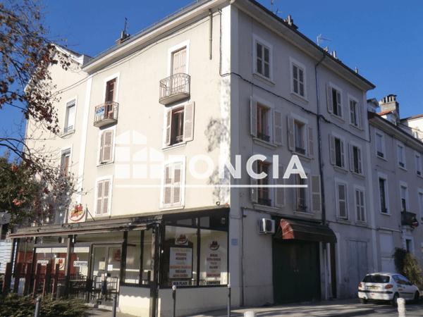 Location Appartement 2 pièces 57.26 m² - 22 BOULEVARD DU 4 SEPTEMBRE Voiron 38500