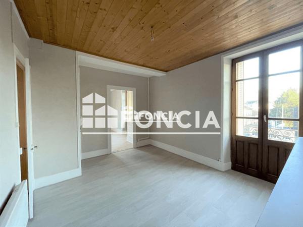 Location Appartement 2 pièces 57.26 m² - 22 BOULEVARD DU 4 SEPTEMBRE Voiron 38500
