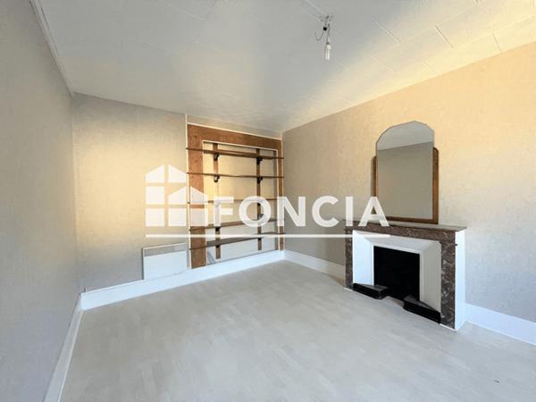 Location Appartement 2 pièces 57.26 m² - 22 BOULEVARD DU 4 SEPTEMBRE Voiron 38500