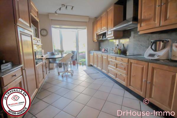 Maison à vendre 8 pièces de 225 m²