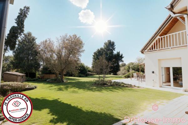 Maison à vendre 8 pièces de 225 m²