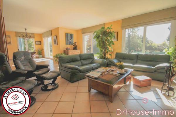 Maison à vendre 8 pièces de 225 m²
