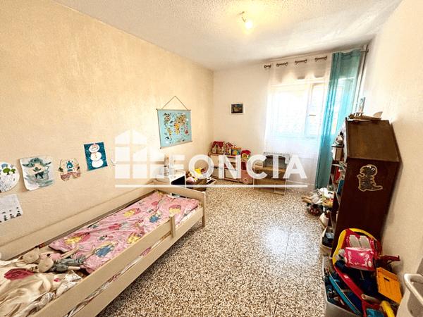 Location Appartement 5 pièces 90.8 m² - Toulon 83000