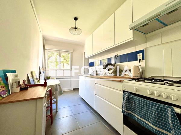 Location Appartement 5 pièces 90.8 m² - Toulon 83000