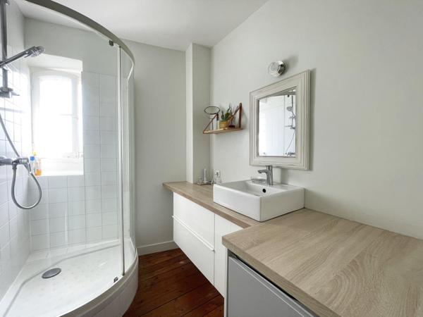 Quartier Mellinet/Zola – Charmant T3 rénové de 72 m² – Nantes