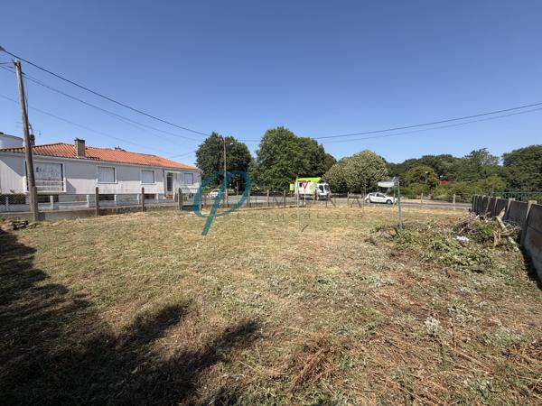 Terrain à bâtir de 249 m²