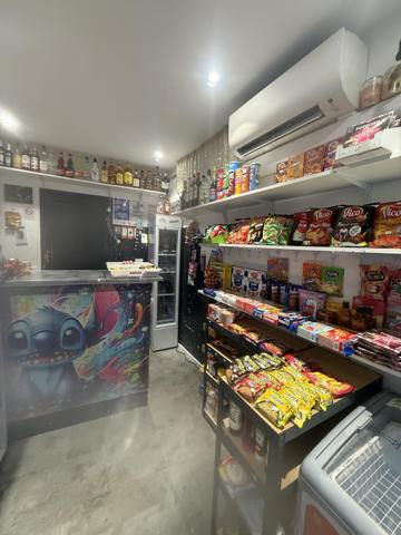 Fonds De Commerce
        
        - 13 m² 36 000 € *