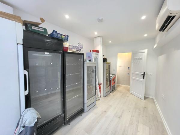 Fonds De Commerce
        
        - 13 m² 36 000 € *