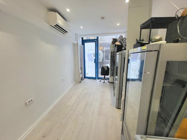 Fonds De Commerce
        
        - 13 m² 36 000 € *