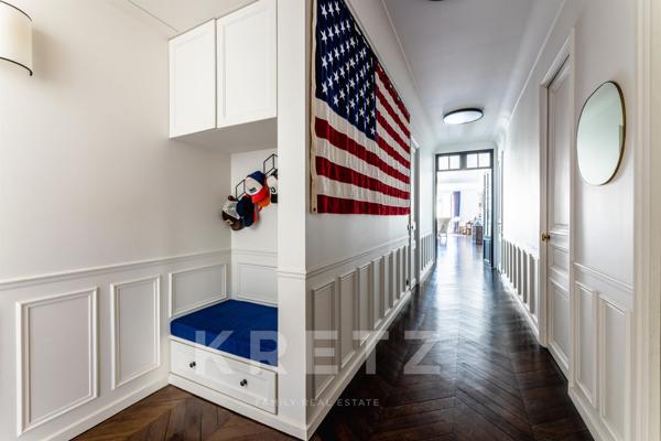 Appartement d'angle à deux pas du Parc Monceau