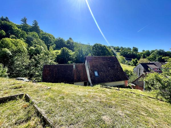 Maison Soultzeren avec grange attenante .