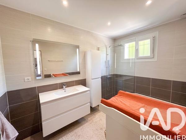 Maison à vendre 6 pièces 115 m² Châlette-sur-Loing