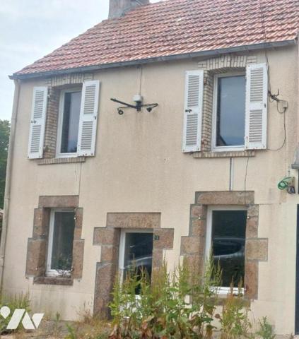 A 1km environ de la plage