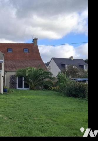 A 1km environ de la plage