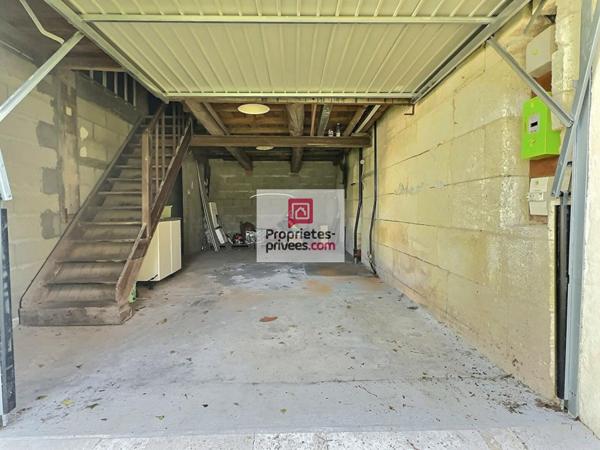 DEPT 33 - IZON - Maison 6 pièces 177 m2 avec jardin paysagé 1498m2 et piscine chauffée