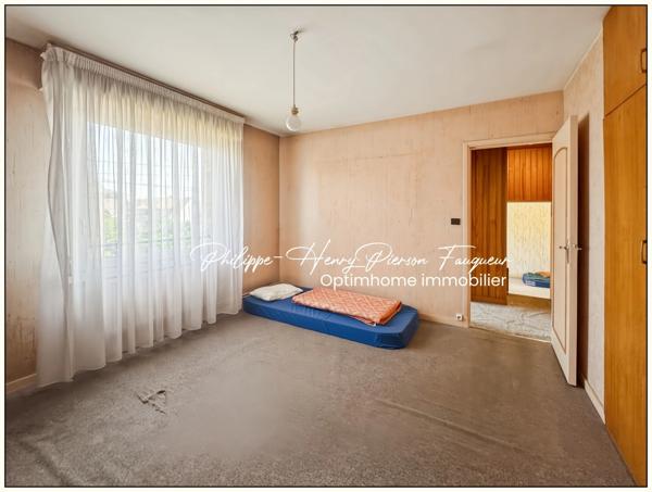 EN EXCLUSIVITÉ – MAISON FAMILIALE 4 CHAMBRES AVEC GARAGE, JARDIN ET FORT POTENTIEL À HEM  (59510)