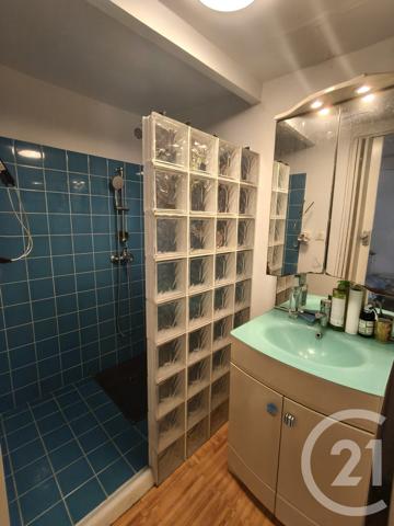 Maison à vendre  8 pièces - 162 m 2   MARSEILLE  - 13012