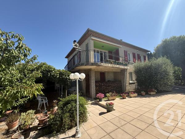 Maison à vendre  8 pièces - 162 m 2   MARSEILLE  - 13012