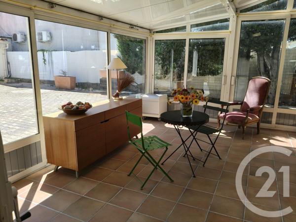 Maison à vendre  8 pièces - 162 m 2   MARSEILLE  - 13012