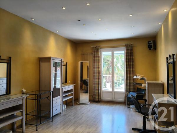Maison à vendre  8 pièces - 162 m 2   MARSEILLE  - 13012