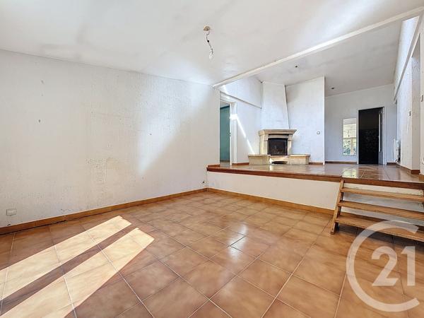 Maison à vendre  4 pièces - 112,70 m 2   MARSEILLE  - 13013