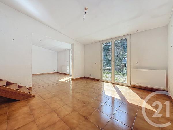 Maison à vendre  4 pièces - 112,70 m 2   MARSEILLE  - 13013