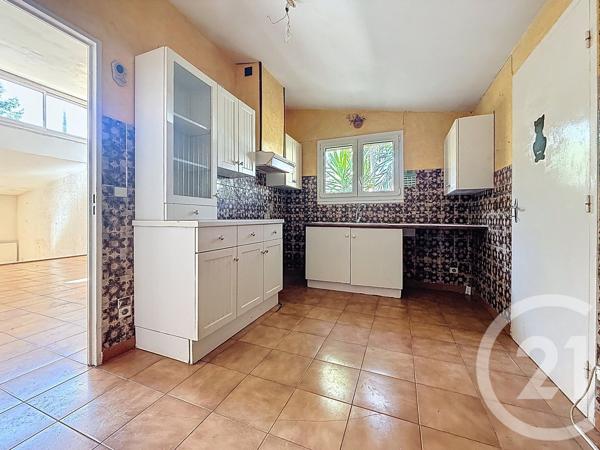 Maison à vendre  4 pièces - 112,70 m 2   MARSEILLE  - 13013