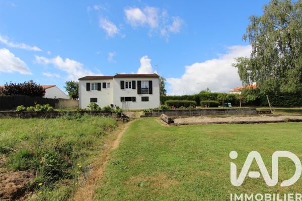 Maison à vendre 4 pièces 88 m² Le Poiré-sur-Vie
