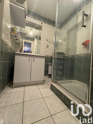 Maison traditionnelle 4 pièces de 78 m² à Plouisy (22200)