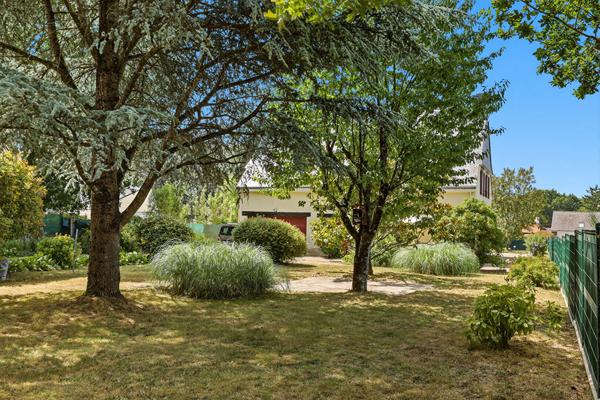 Maison familiale aux beaux volumes, St andre des eaux 44117