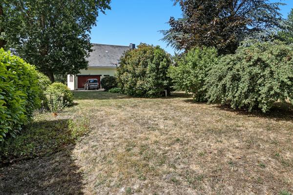 Maison familiale aux beaux volumes, St andre des eaux 44117