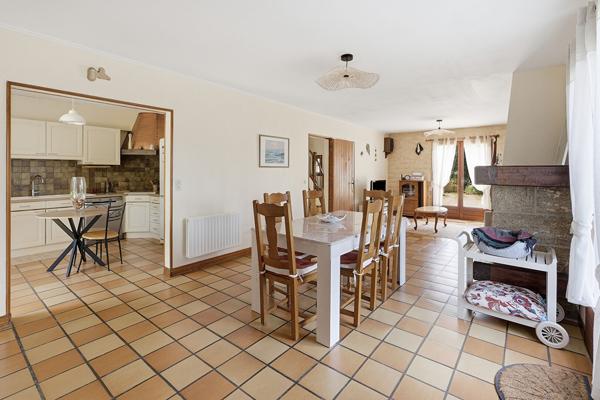 Maison familiale aux beaux volumes, St andre des eaux 44117