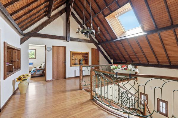 Maison familiale aux beaux volumes, St andre des eaux 44117