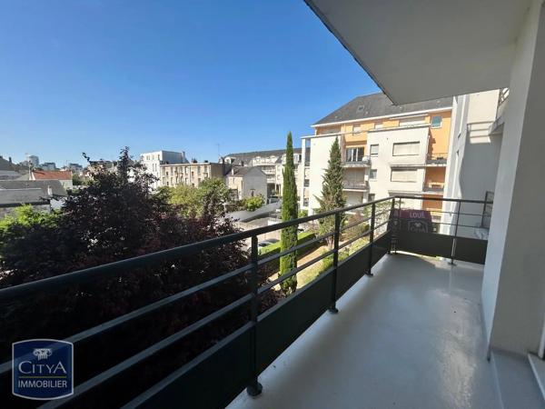 Appartement à louer 2 pièces 40m² Tours (37000)