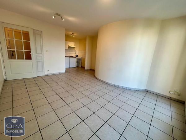 Appartement à louer 2 pièces 40m² Tours (37000)