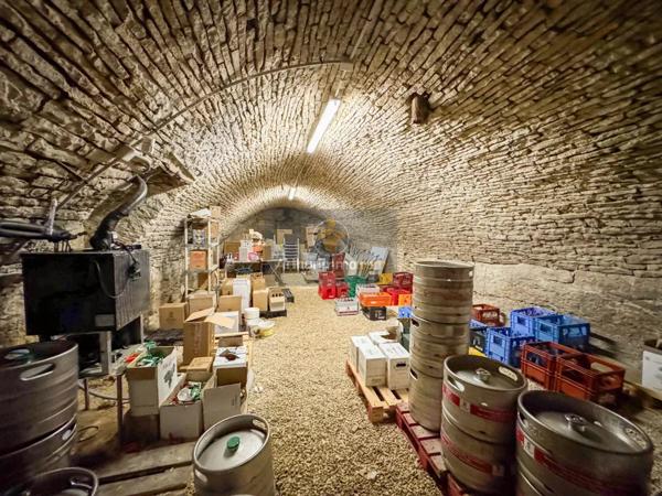 Vente Fonds de commerce 3 pièces 140 m2 à Le Montsaugeonnais