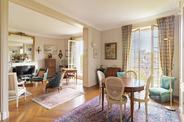 Appartement Paris 7 e - HÔTEL DES INVALIDES