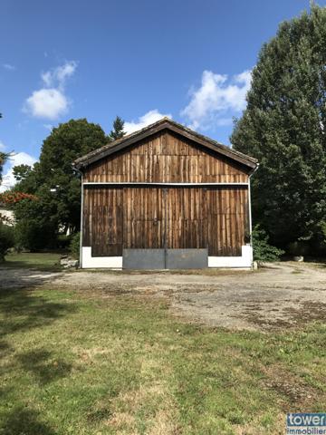 Superbe corps de ferme sur 1 hectare avec gite indépendant à rénover, séchoir à tabac et nombreuses dépendance