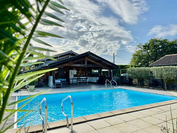 Propriété de 250 m2 à Angresse avec 2 lots d'habitations