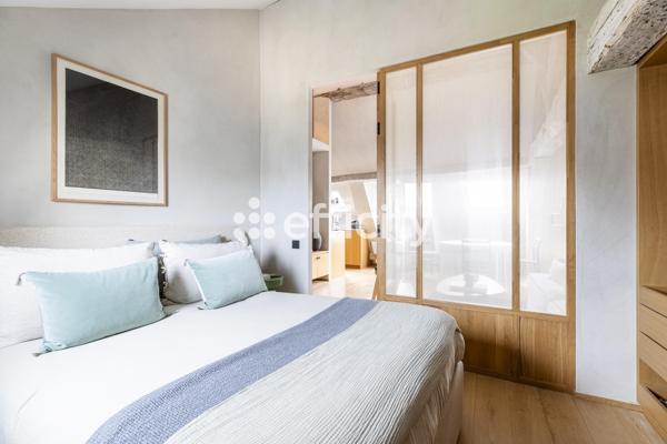 Appartement
         2 pièces
        - 37 m² Exclusivité 560 000 € *