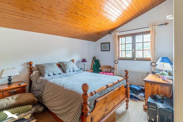 Maison 365 680 € Fargues-Saint-Hilaire 5 p 135 m² DPE D
