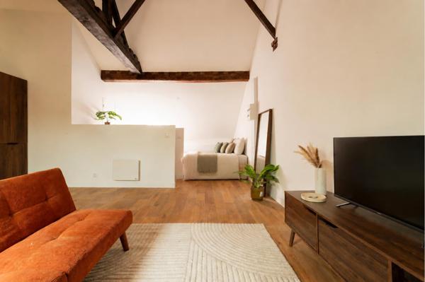A VENDRE : T1 à LILLE • • 260 000 € FAI • Réf. 1934