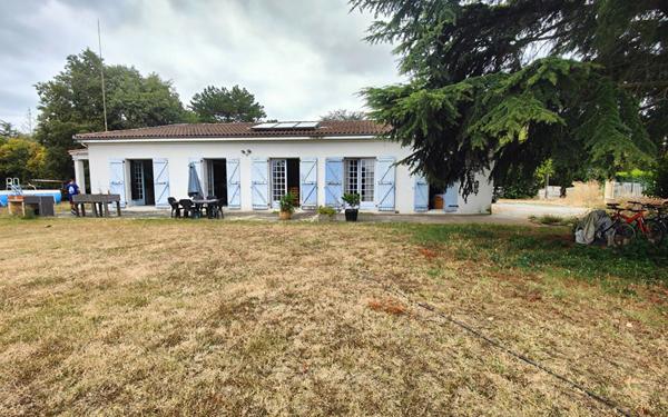 Maison à vendre    6 pièces •  Noé