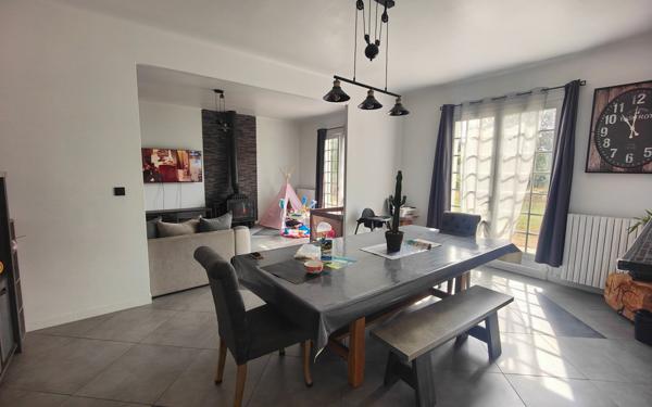 Maison à vendre    6 pièces •  Noé