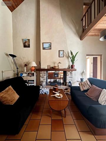Achat - Maison Saint-Saturnin-sur-Loire 49320 5 pièces 210 m 2 5400 m 2