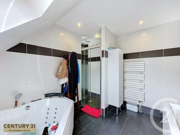 Maison à vendre  5 pièces - 150 m 2   BAGNERES DE LUCHON  - 31